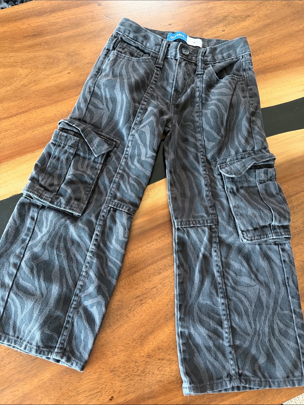 Girl’s zebra cargo Pants